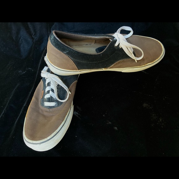 Men’s Vans - Picture 6 of 6